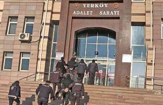 Ev fareleri polisten kaçamadı