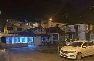 Evde çıkan yangın ekipleri harekete geçirdi