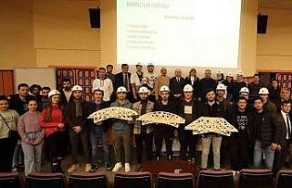 GAÜN’de ahşap köprü yarışması