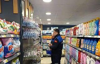 Gazipaşa’da zabıta ekipleri marketleri denetledi