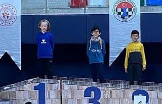 Gebzeli sporcular madalyalara doymuyor