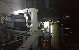 Halı fabrikasında çıkan yangın söndürüldü