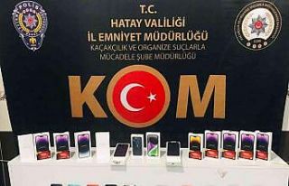 Hatay’da 38 adet kaçak cep telefonu ele geçirildi