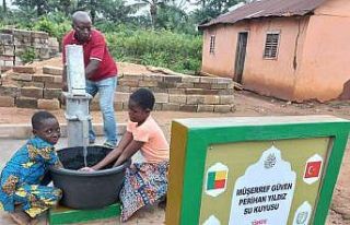 Hayırsever iki kadın emekli maaşlarından biriktirdikleri...