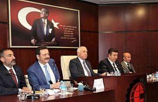 Hisarcıklıoğlu GTO’da meclis üyeleriyle buluştu