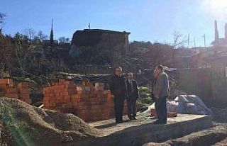 İhtiyaç sahibi aile için ev yapılıyor