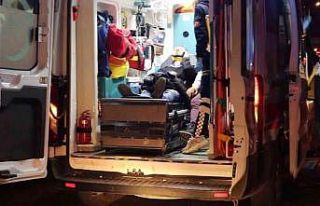 İki otomobil kafa kafaya çarpıştı: 4 yaralı