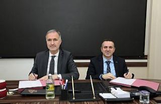 İnegöl’de soğuk hava deposu enerjisini güneşten...