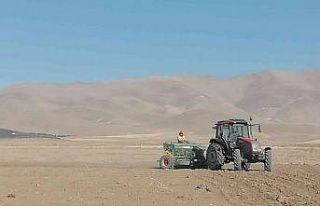 İpekyolu Belediyesinden çiftçilere destek