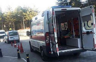 İskeleden düşen işçi yaralandı