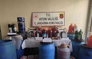 Jandarma Nazilli’de litrelerce kaçak içki ele...