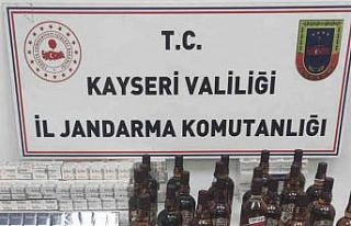 Jandarmadan kaçak alkol ve sigara operasyonu