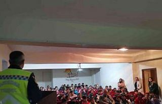 Jandarmadan öğrencilere trafik eğitimi