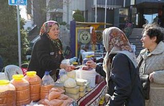Kadınların emekleri rengarenk tezgahlarda