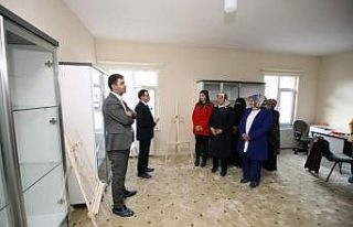 Kadınların üretim yapacağı merkez törenle açıldı