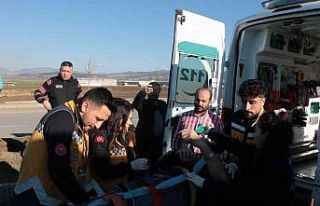 Kahramanmaraş’ta halk otobüsü devrildi: 10’un...