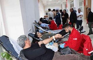 Kan talebine duyarsız kalmadılar