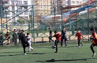 Karaköprü’de geleceğin sporcuları yetişiyor