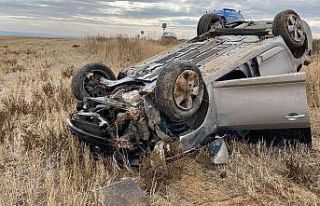 Karşı şeride geçen otomobil takla attı: 1 yaralı