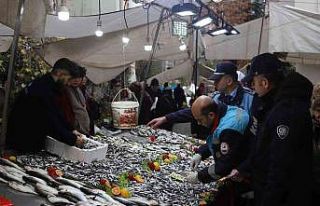 Kartal’da, balık tezgâhlarına sıkı denetim