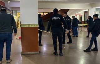 Kavgada bıçaklanan 3 kişi yaralandı