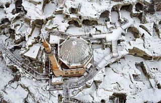 Kayaşehir beyaza büründü