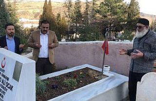Kayseri şehitleri mezarları başında anıldı