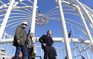 Kent meydanı şekillenmeye başladı