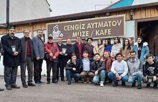 Kırgız yazar Cengiz Aytmatov 84’üncü doğum...