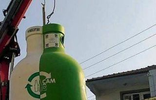 Kırkağaç’a 25 cam kumbarası