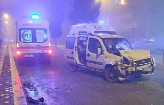 Konya’da yoğun sis kazaları beraberinde getirdi