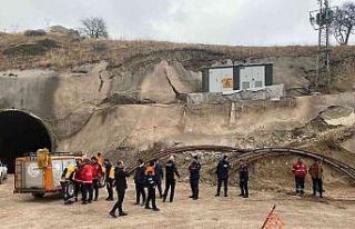 Kop tünelinde göçük: 5 işçi yaralandı