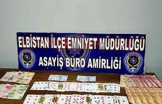 Kumar oynayan 8 şahsa 14 bin 500 lira ceza kesildi