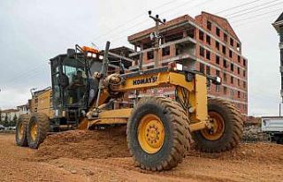 Kütahya Belediyesi, Eken Paşa Caddesi’nde çalışmalara...