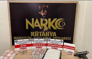 Kütahya’da durdurulan araçta çok sayıda uyuşturucu...