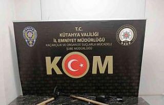 Kütahya’da izinsiz kazı yapan 8 kişi yakalandı