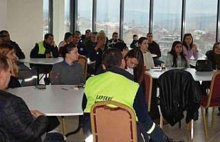 Lapseki Belediyesi personeline Temel İş Sağlığı...