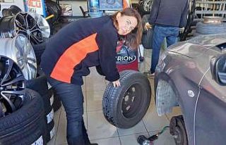 Lastikçilerde kış lastiği hareketliliği başladı