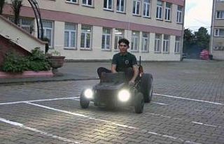 Lise öğrencisi hurdaya ayrılan parçalardan araba...