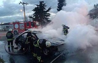 LPG’li otomobil alev topuna döndü