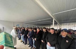 Maden kazasında hayatını kaybeden işçi köyünde...