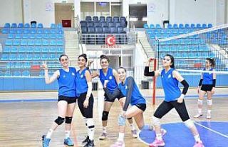 Malatya’da filenin sultanları ilk devreyi lider...