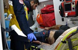 Manavgat Irmağı’na düşen alkollü şahsı itfaiye...