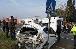 Manisa’da zincirleme kaza: 2’si çocuk 8 yaralı