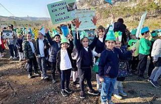 Marmaris’te öğrencilerden ‘mavi yeşil ‘ etkinliği