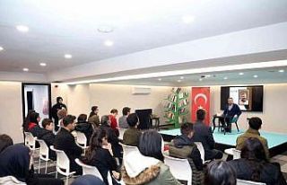 Mehmet Akif Talas’ta anlatıldı