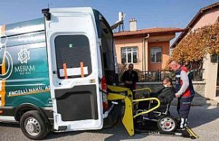 Meram’da Engelli Nakil Aracı hizmette