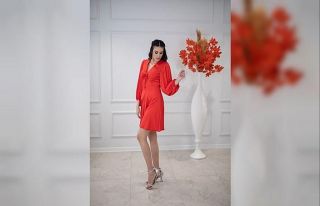 Mevsim geçişlerinde abiye elbise seçimi çok önemli