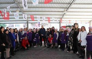 Mezitli İstiklal Mahallesi kadın üretici pazarı...