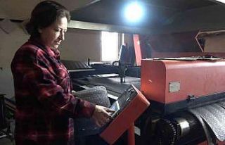 Mikro kredi desteğiyle ev hanımıyken iş kadını...